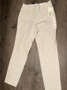 A new day skinny ankle pinstripe pants size 4 regular NWT